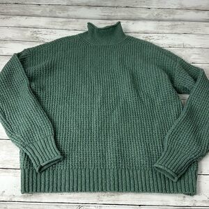 AMERICAN EAGLE GREEN TURTLENECK SOFT SWEATER SZ S